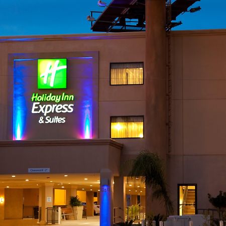 Holiday Inn Express Hotel & Suites Woodland Hills By Ihg Лос-Анджелес Екстер'єр фото