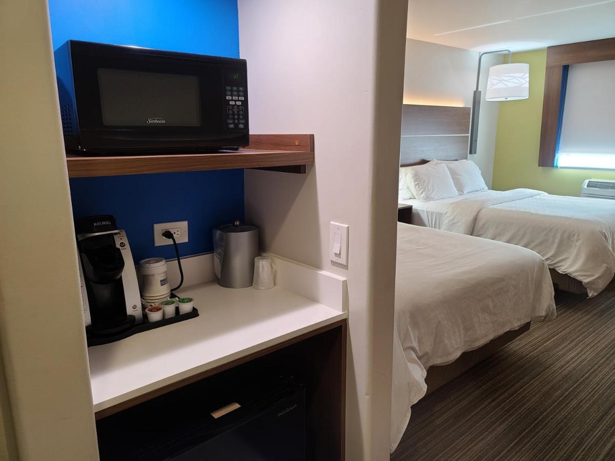 Holiday Inn Express Hotel & Suites Woodland Hills By Ihg Лос-Анджелес Екстер'єр фото