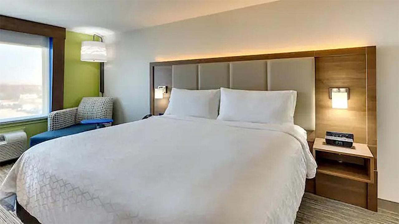 Holiday Inn Express Hotel & Suites Woodland Hills By Ihg Лос-Анджелес Екстер'єр фото