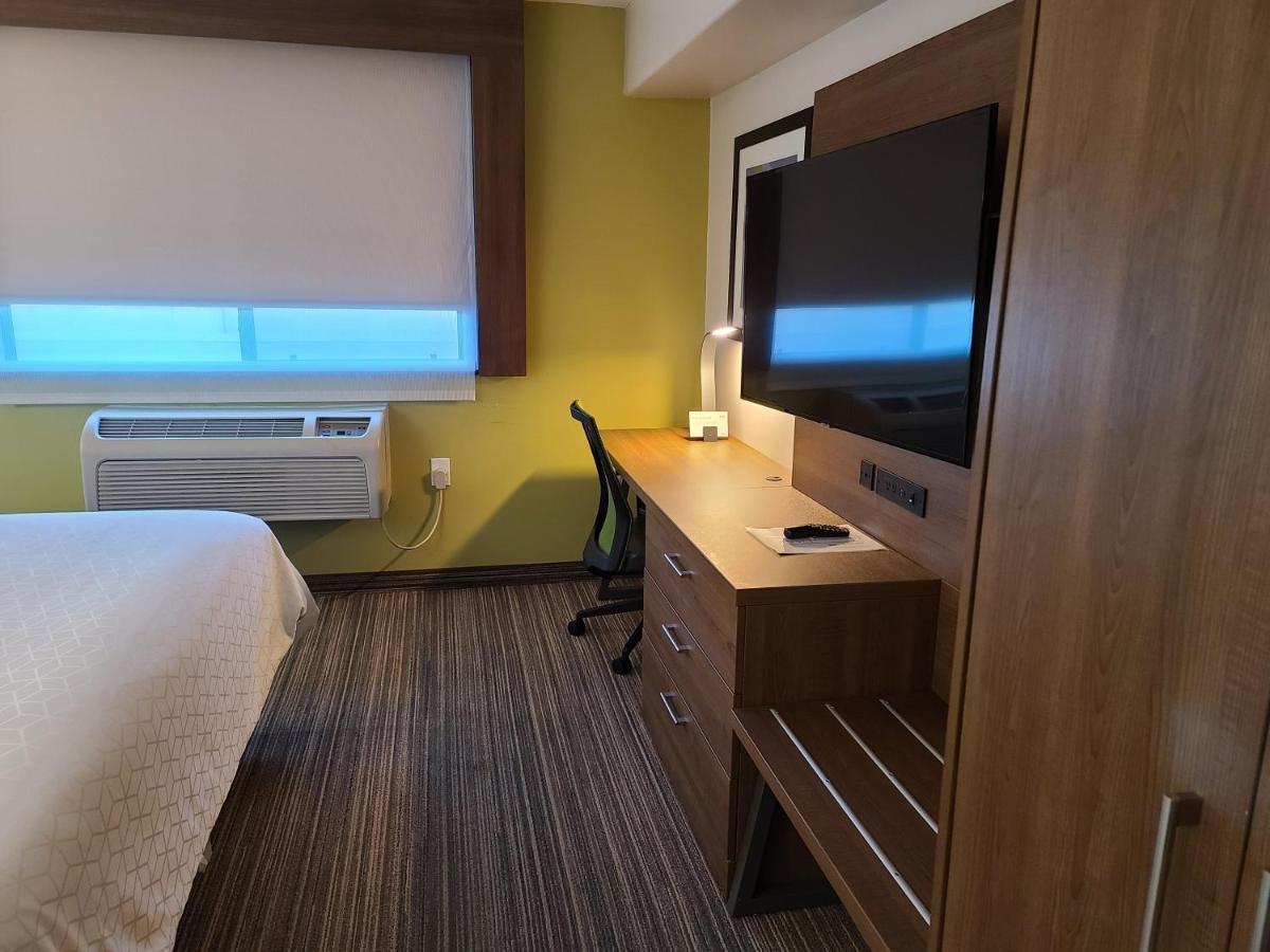 Holiday Inn Express Hotel & Suites Woodland Hills By Ihg Лос-Анджелес Екстер'єр фото