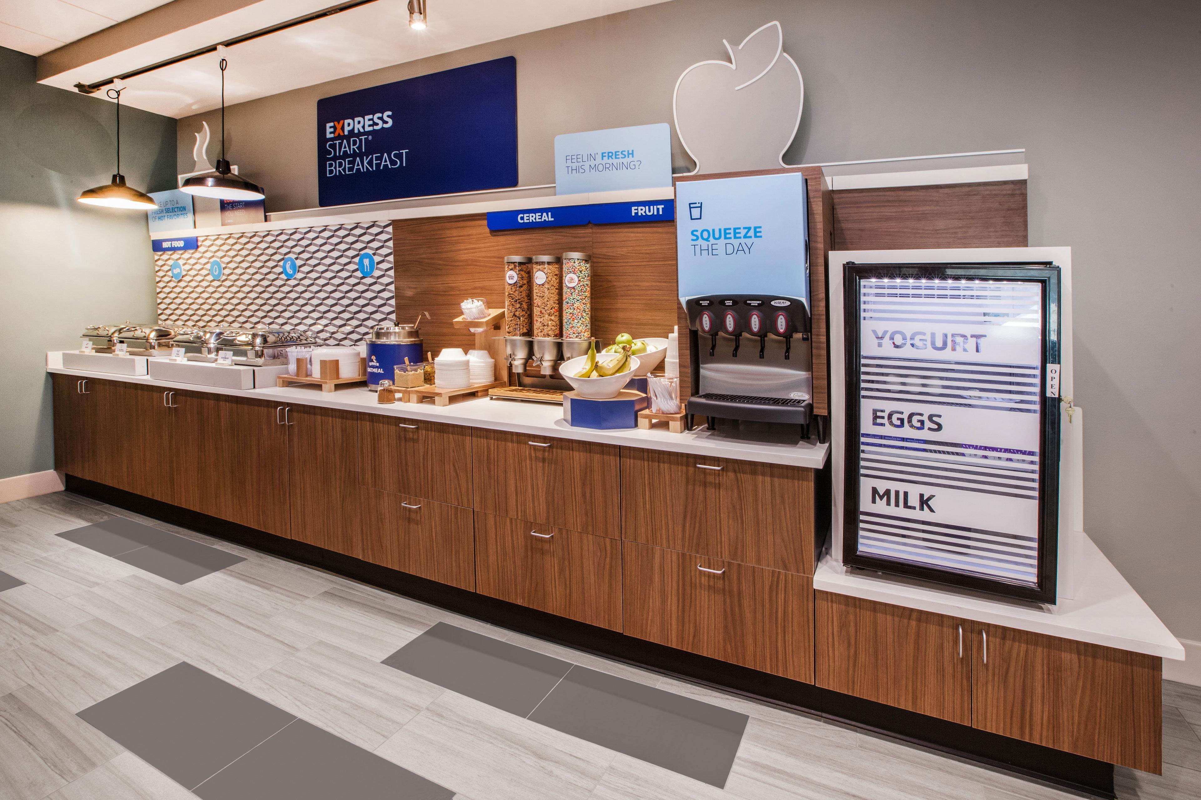 Holiday Inn Express Hotel & Suites Woodland Hills By Ihg Лос-Анджелес Екстер'єр фото