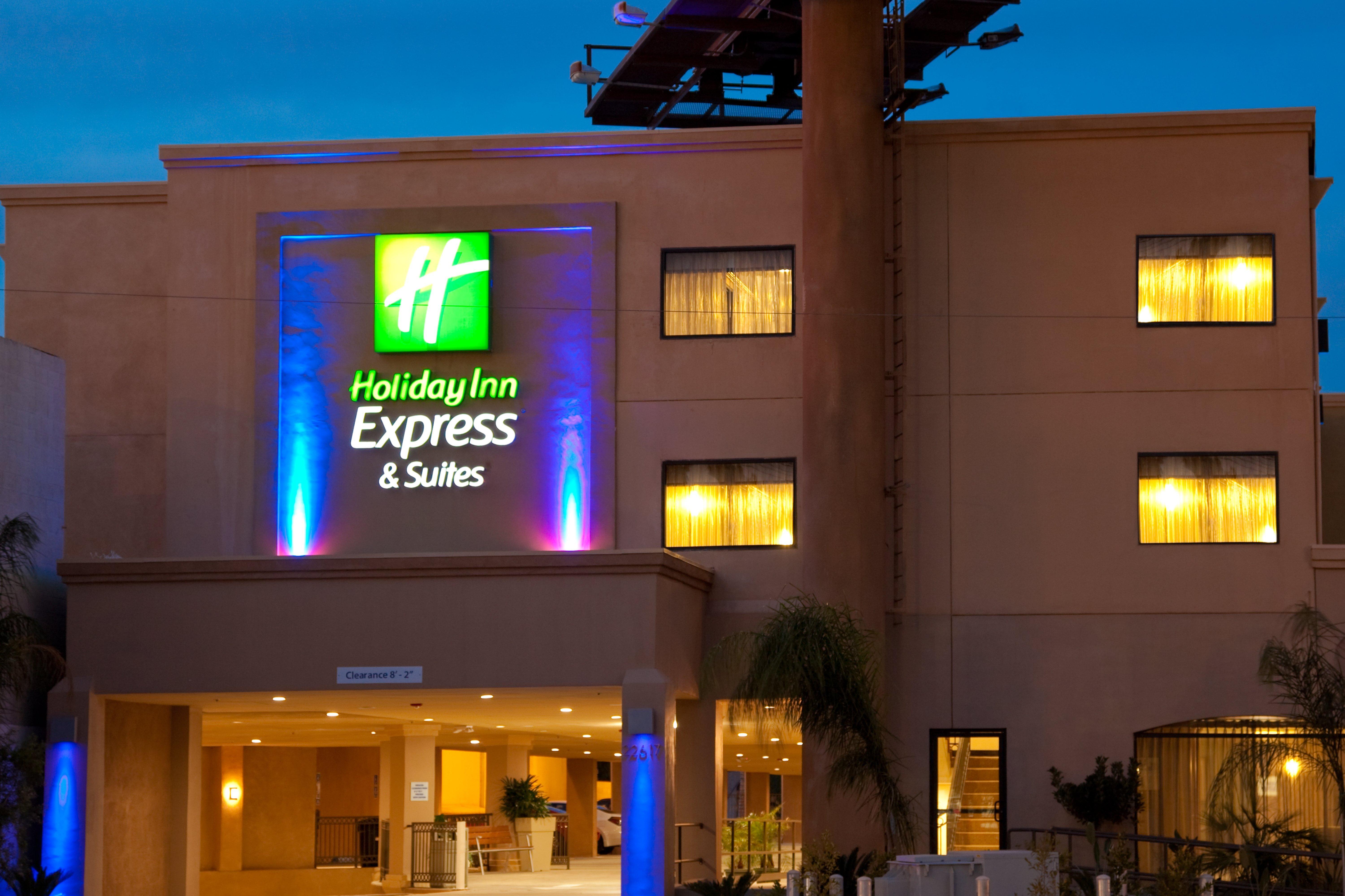 Holiday Inn Express Hotel & Suites Woodland Hills By Ihg Лос-Анджелес Екстер'єр фото